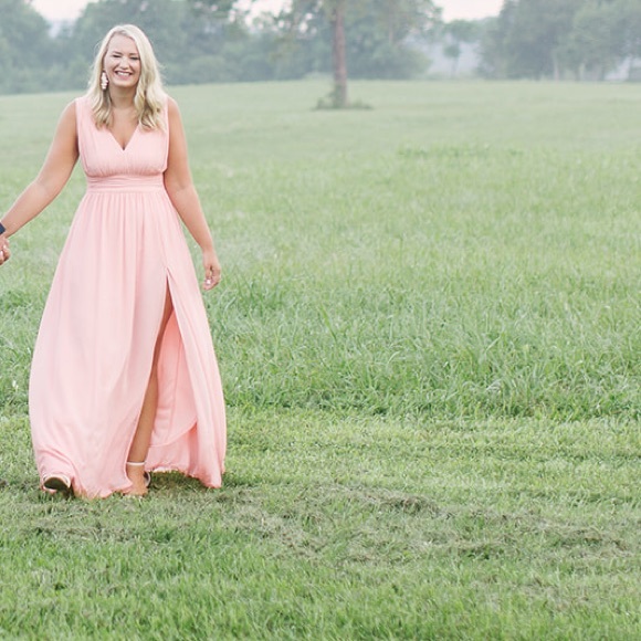 Lulu’s long pink dress - Picture 4 of 4